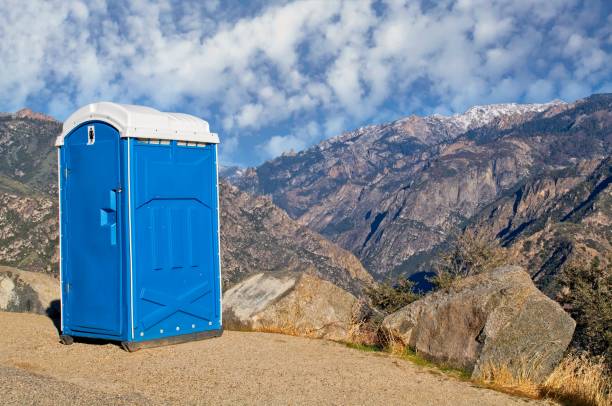 Best Portable restroom trailer rental  in Riverview, MI